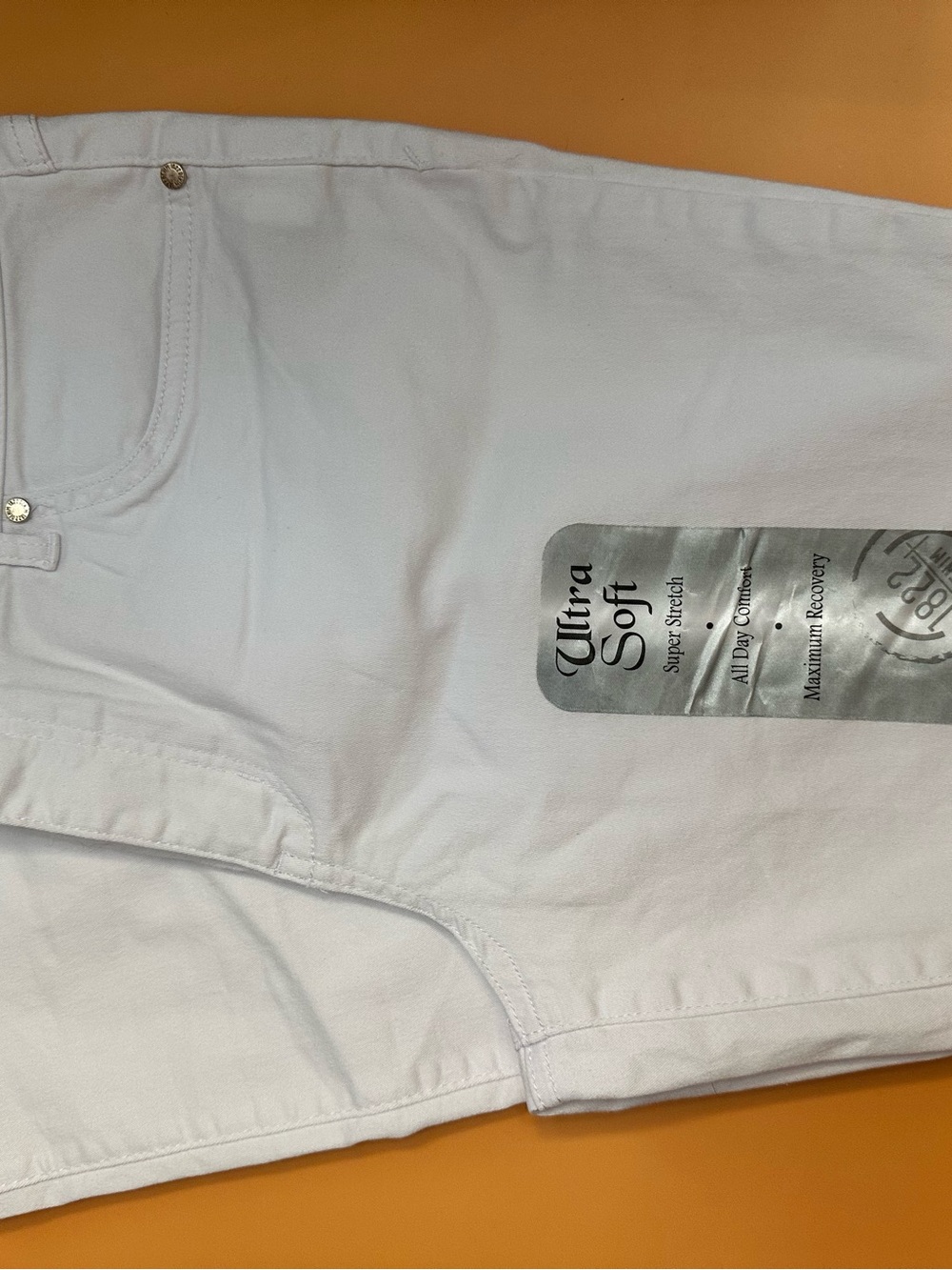 NWT 1822 Denim Ankle Skinny Jeans – White – Size 16